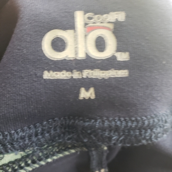 Alo Cool Fit NWT Womens Size M Stretch Fix Flare Leg Yoga Pants - Picture 3 of 8